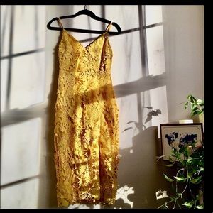 Lulu’s 3D Floral Yellow Dress
